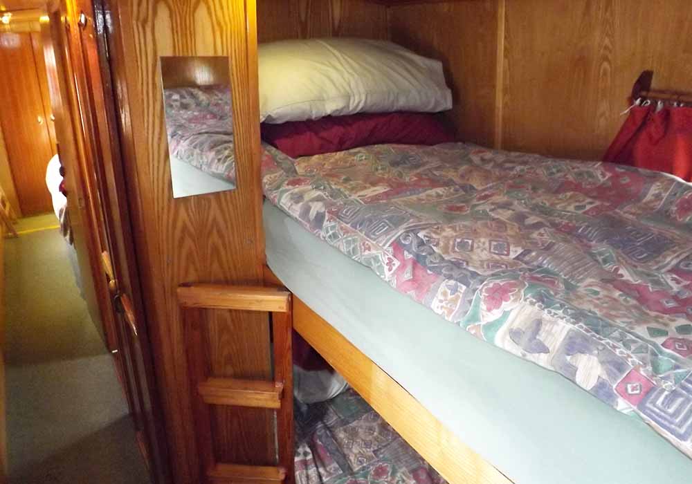 foxtrot boat page bunk room